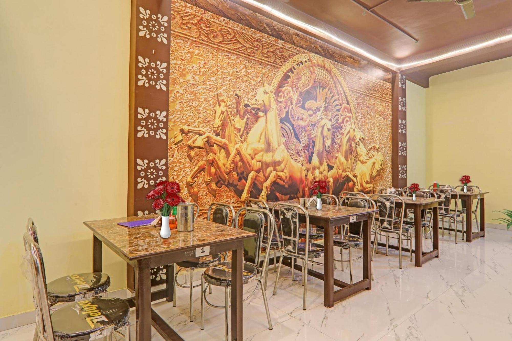Hotel O Sai Galaxy Hotel & Restaurant 칸푸르 외부 사진